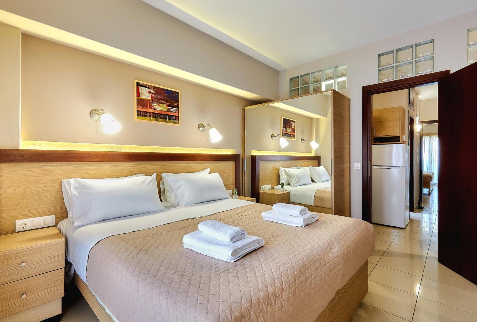 Dorian Boutique Hotel-Apartments Херсонісос Екстер'єр фото